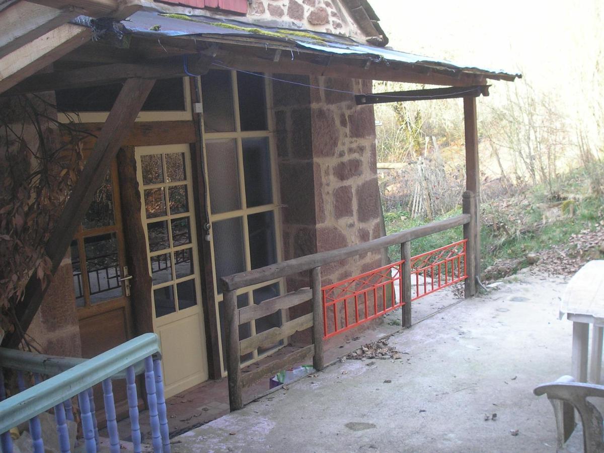 Grange Renovee En Pleine Nature Valady Exterior photo